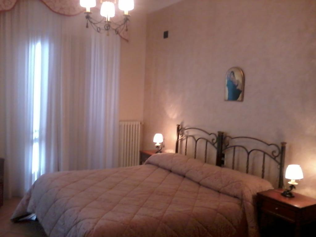 B&B Michael Monte SantʼAngelo Exteriör bild